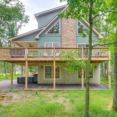 Spacious Pocono Cabin Games, Hot Tub, Lake Access Villa Albrightsville ภายนอก รูปภาพ